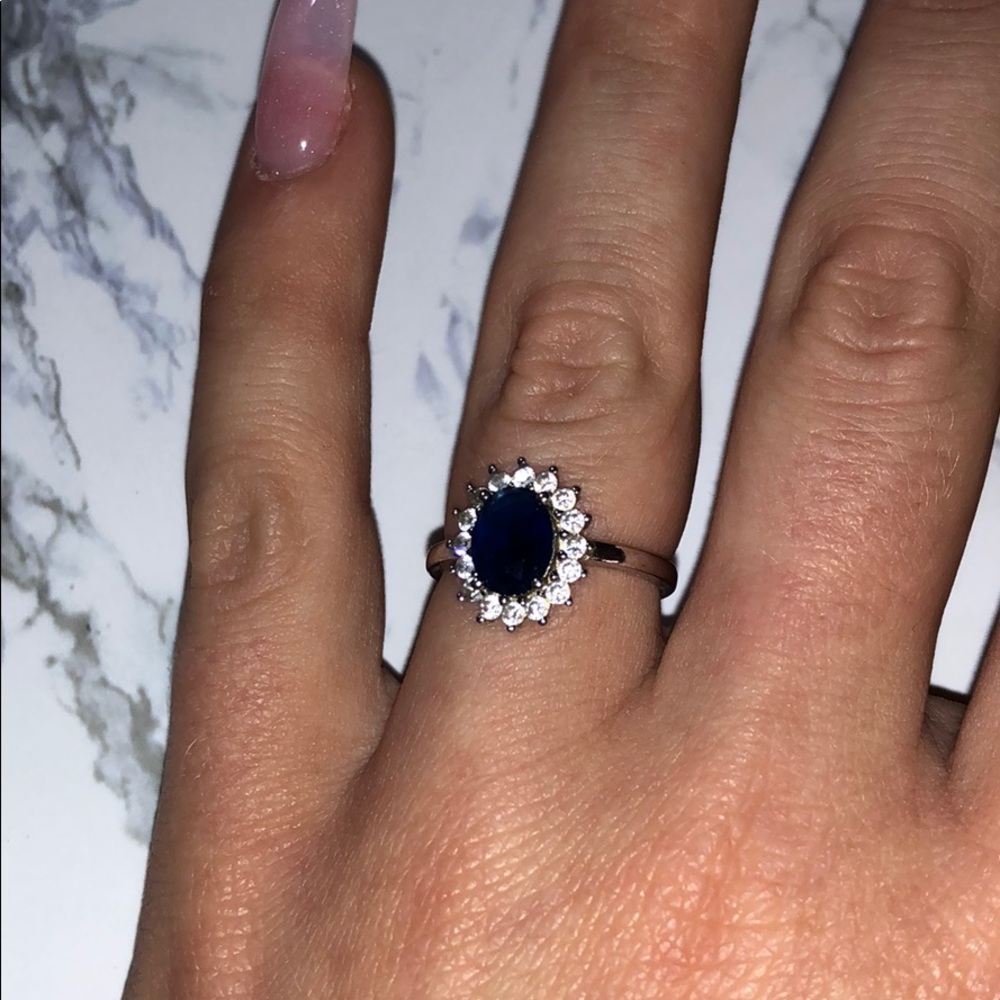 Sterling silver ring - Picture 2 of 5